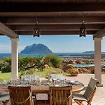 Sogno Indaco Villa *