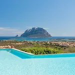 Sogno Indaco Villa Porto San Paolo (Sardinia)