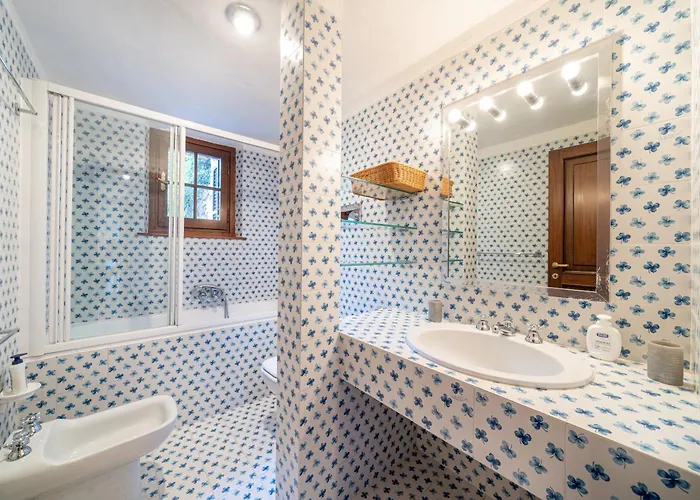 Sogno Indaco Loiri Porto San Paolo