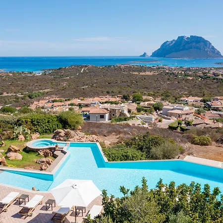 Sogno Indaco Villa Porto San Paolo (Sardinia)